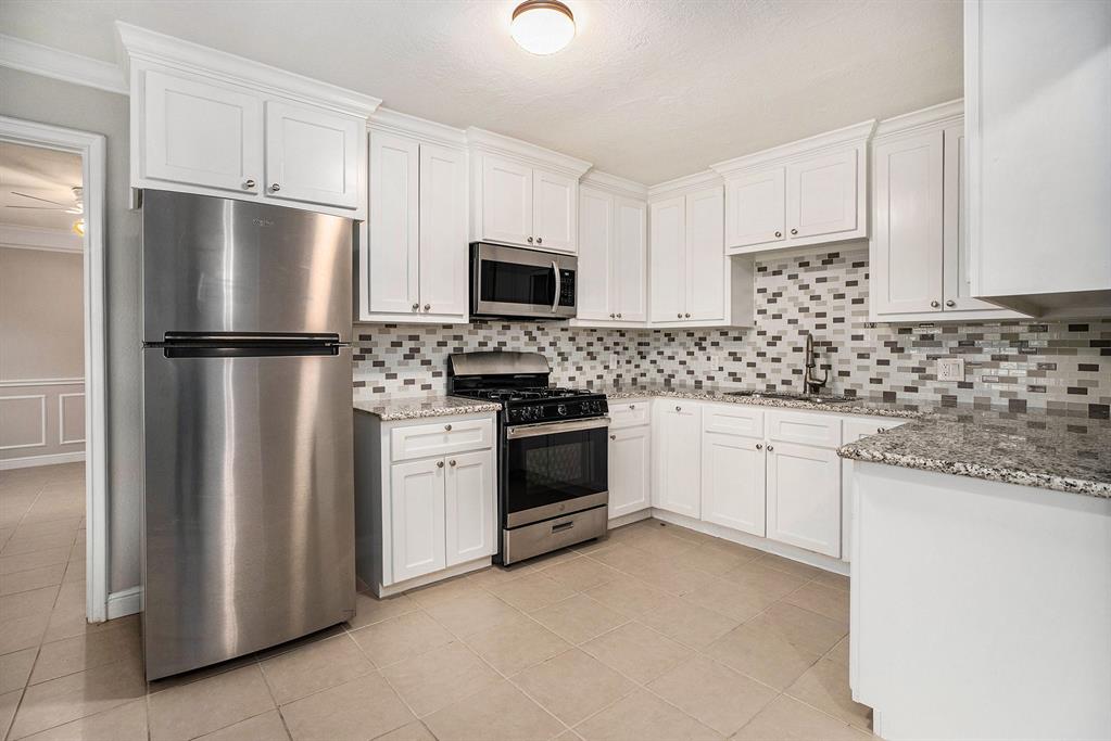 2203 Mulberry Lane, Pasadena, Texas image 6