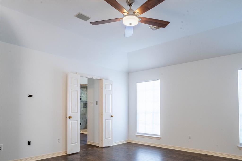 5563 Beverlyhill Street, Houston, Texas image 14