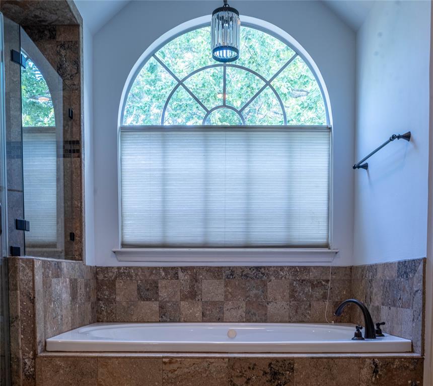 5563 Beverlyhill Street, Houston, Texas image 16