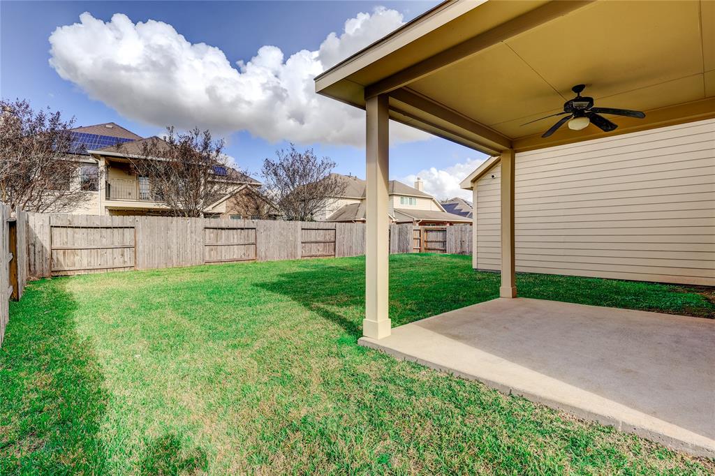 13607 Durango Pass Drive, Pearland, Texas image 37