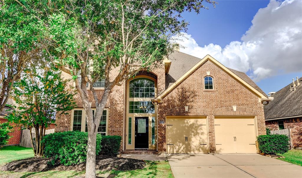 13607 Durango Pass Drive, Pearland, Texas image 2