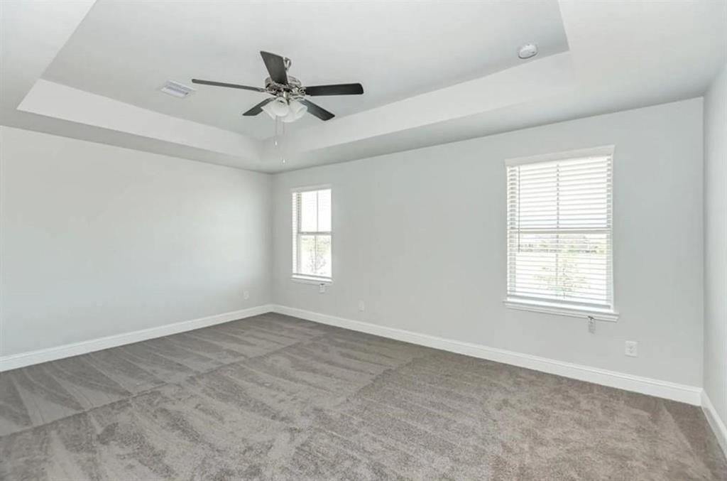 View Angleton, TX 77515 house