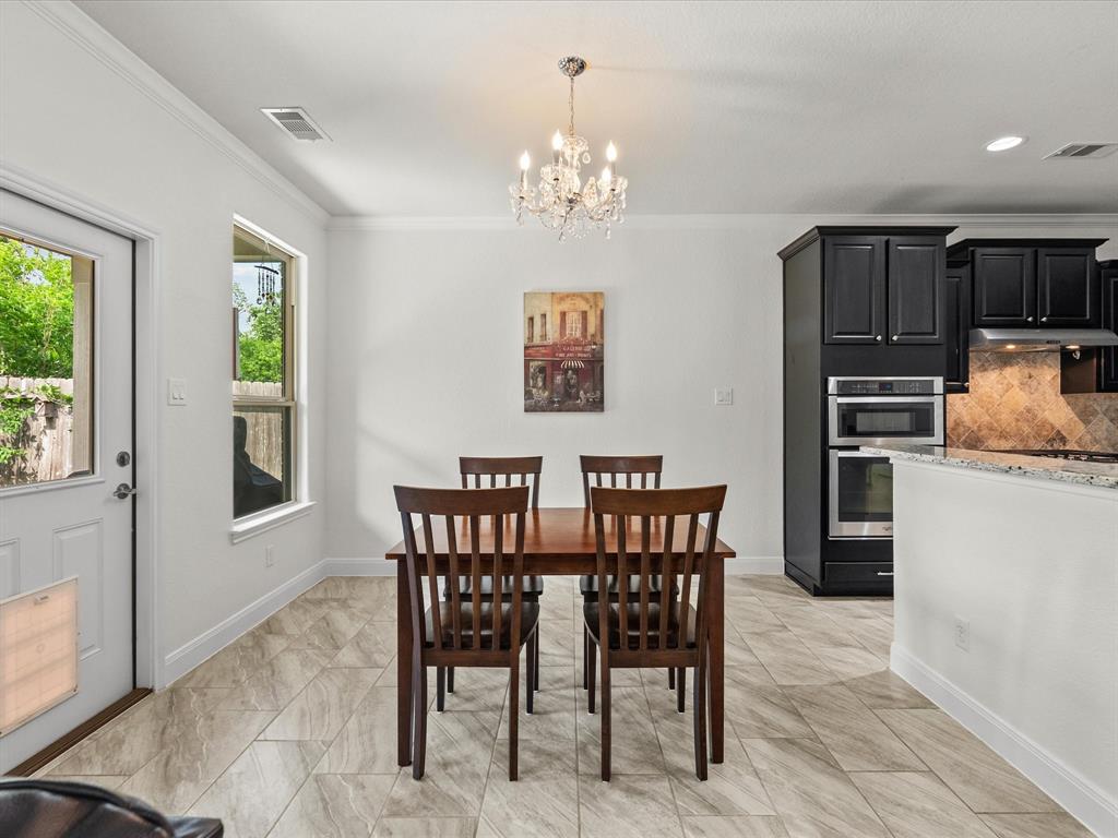 651 Tenuta Lane, League City, Texas image 15
