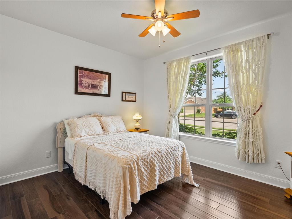 651 Tenuta Lane, League City, Texas image 23