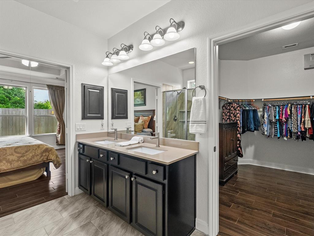 651 Tenuta Lane, League City, Texas image 21