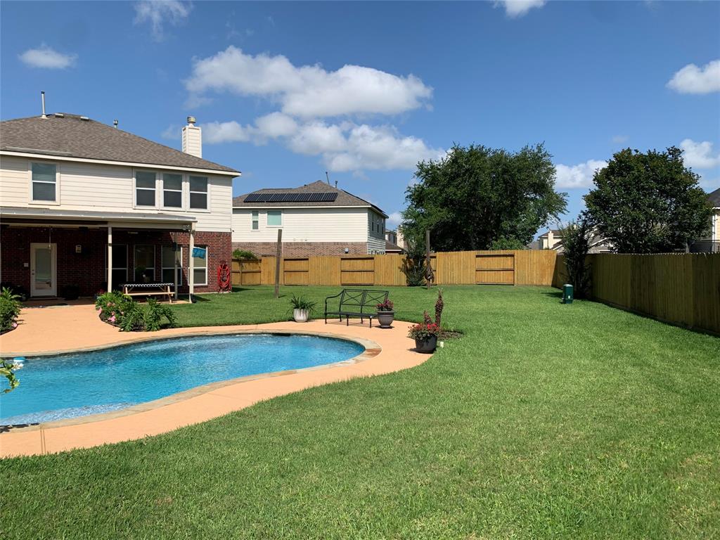 5004 Colmesneil Street, Pearland, Texas image 4