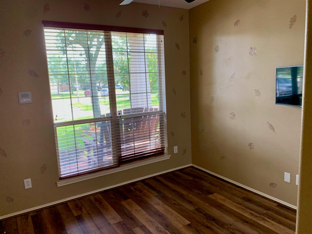 5004 Colmesneil Street, Pearland, Texas image 28