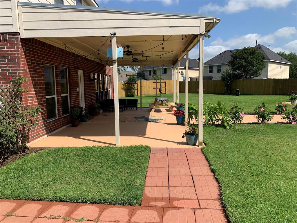 5004 Colmesneil Street, Pearland, Texas image 7