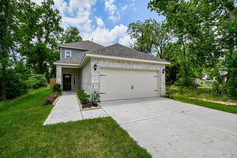 Photo of 6727 Utah Street, Houston, TX 77091 (MLS # 74919214) Photo of 6727 Utah Street, Houston, TX 77091 (MLS # 74919214)