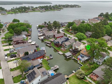 215 Clear Water Street E Montgomery TX 77356
