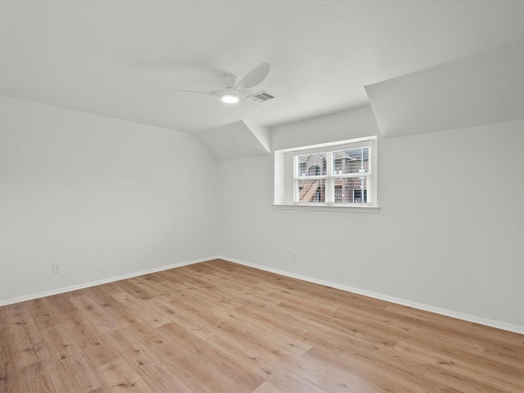 110 Harborcrest Drive, Taylor Lake Village, Texas image 31