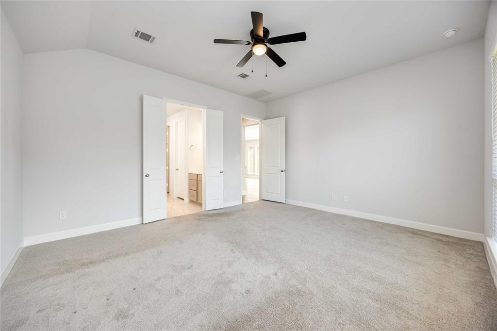 15711 Autumn Sun Court, Conroe, Texas image 14