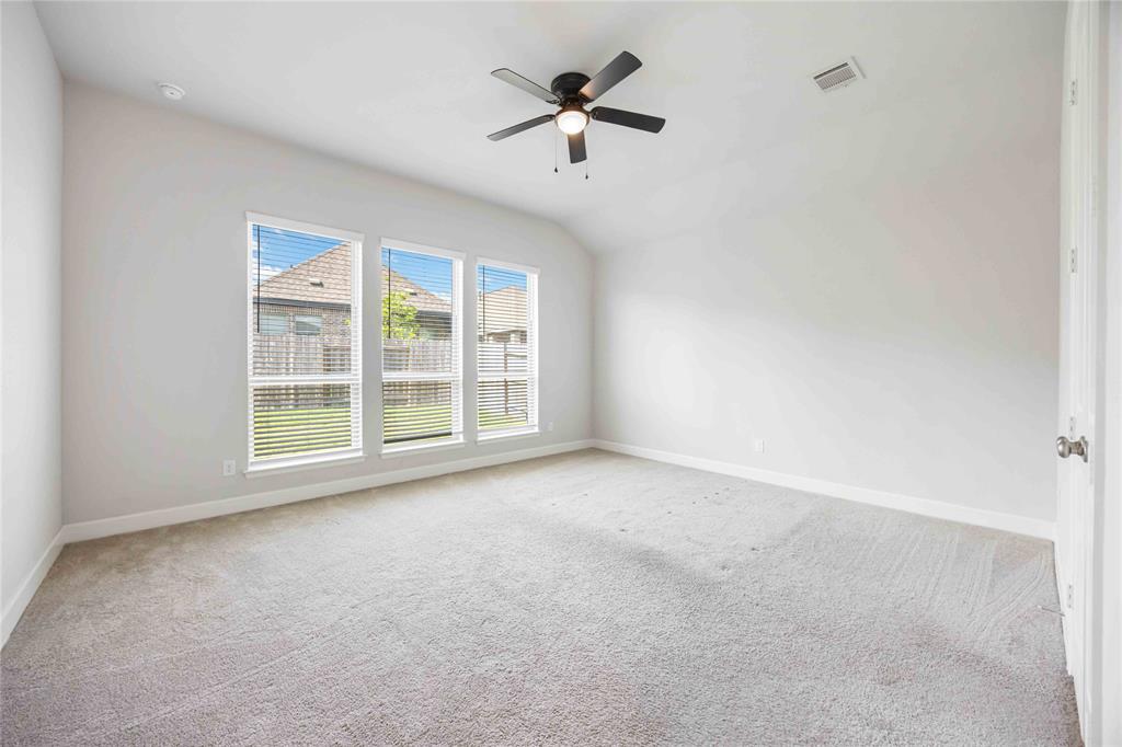 15711 Autumn Sun Court, Conroe, Texas image 13