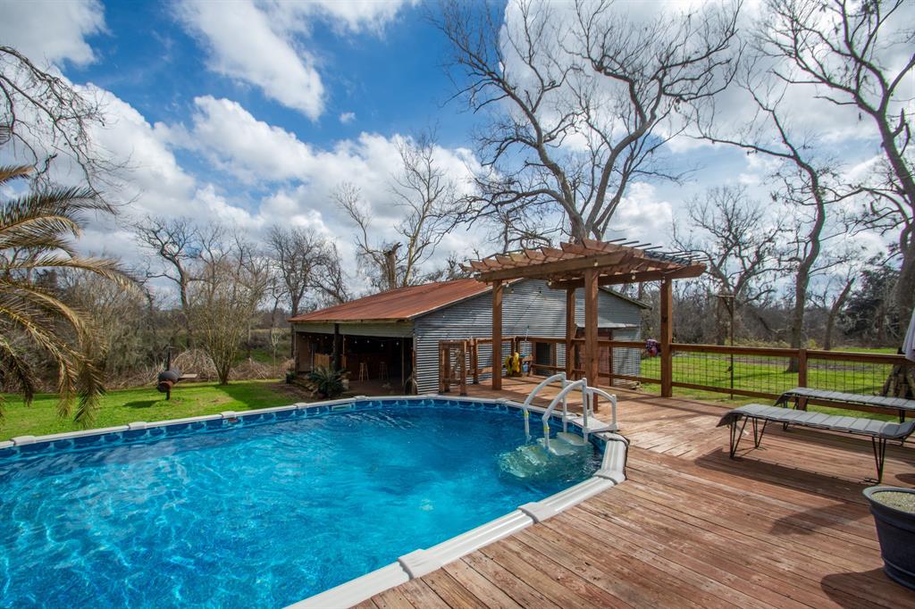 10734 Cr-31, Angleton, Texas image 38