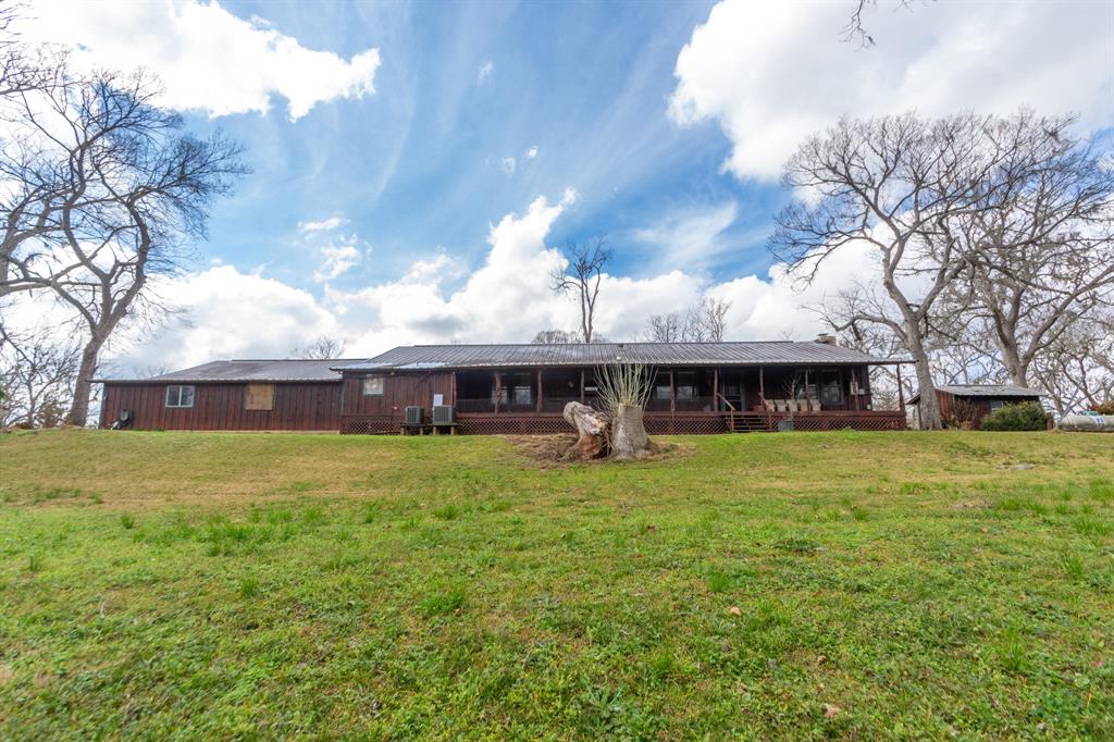 10734 Cr-31, Angleton, Texas image 25