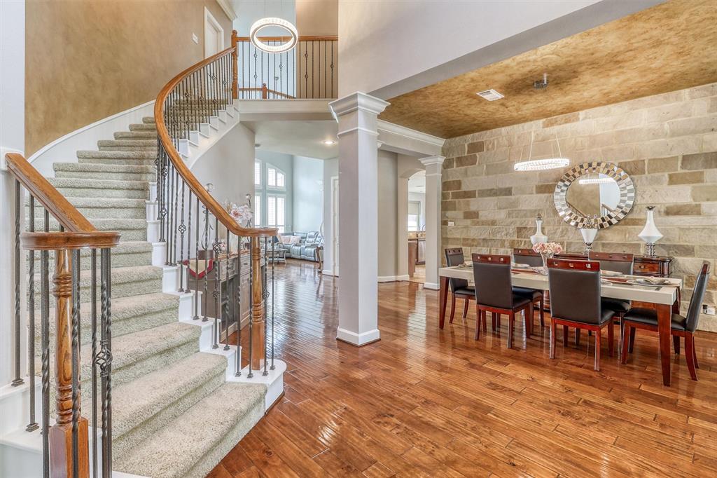 10119 Winding Glen Drive