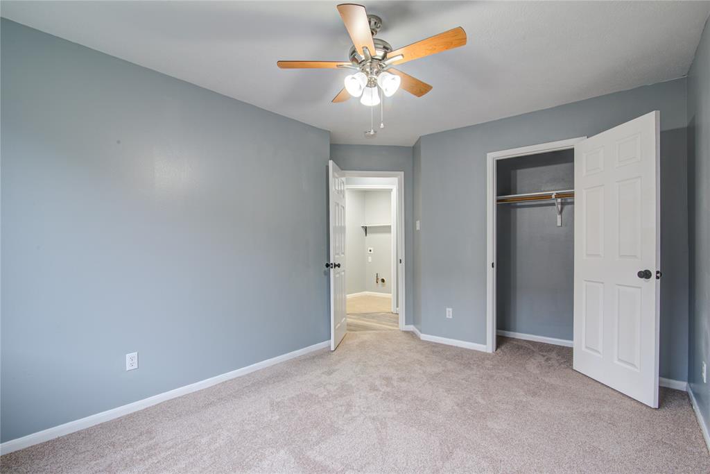 852 Grassy Knoll Trail, La Marque, Texas image 22