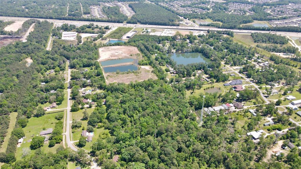 00 Brook Forest, New Caney, Texas image 9