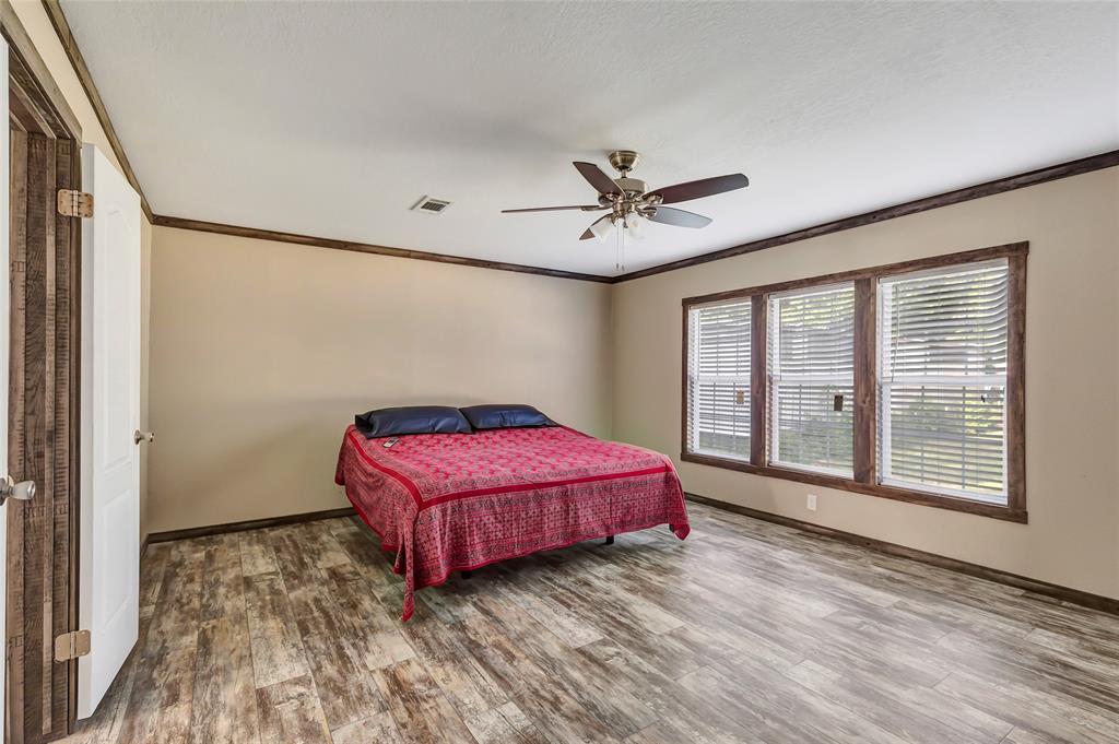 297 County Road 3792, Cleveland, Texas image 15
