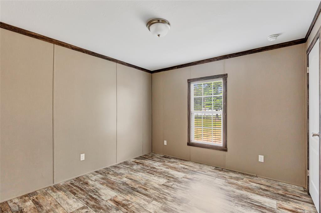 297 County Road 3792, Cleveland, Texas image 12