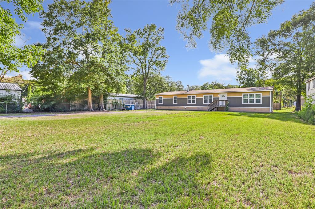 297 County Road 3792, Cleveland, Texas image 2