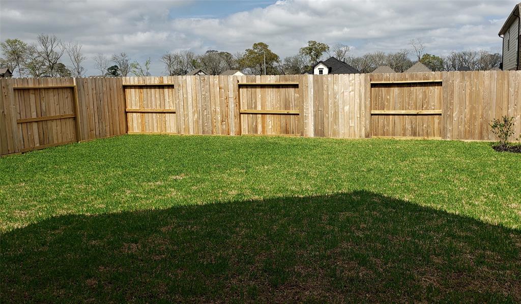 10611 Hidden Rock Drive, Missouri City, Texas image 32