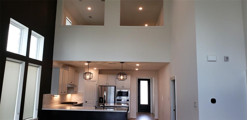 10611 Hidden Rock Drive, Missouri City, Texas image 3