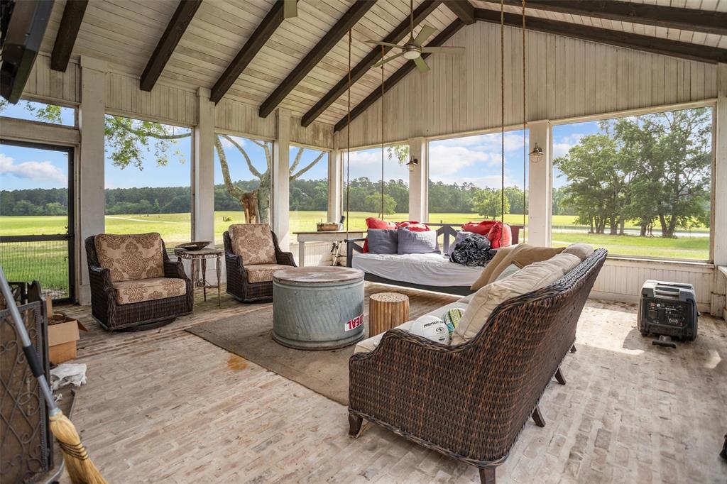 2679 County Road 4140, Crockett, Texas image 17