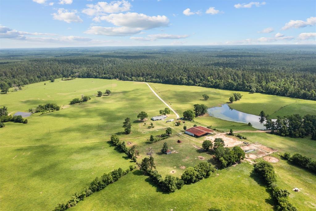 2679 County Road 4140, Crockett, Texas image 11