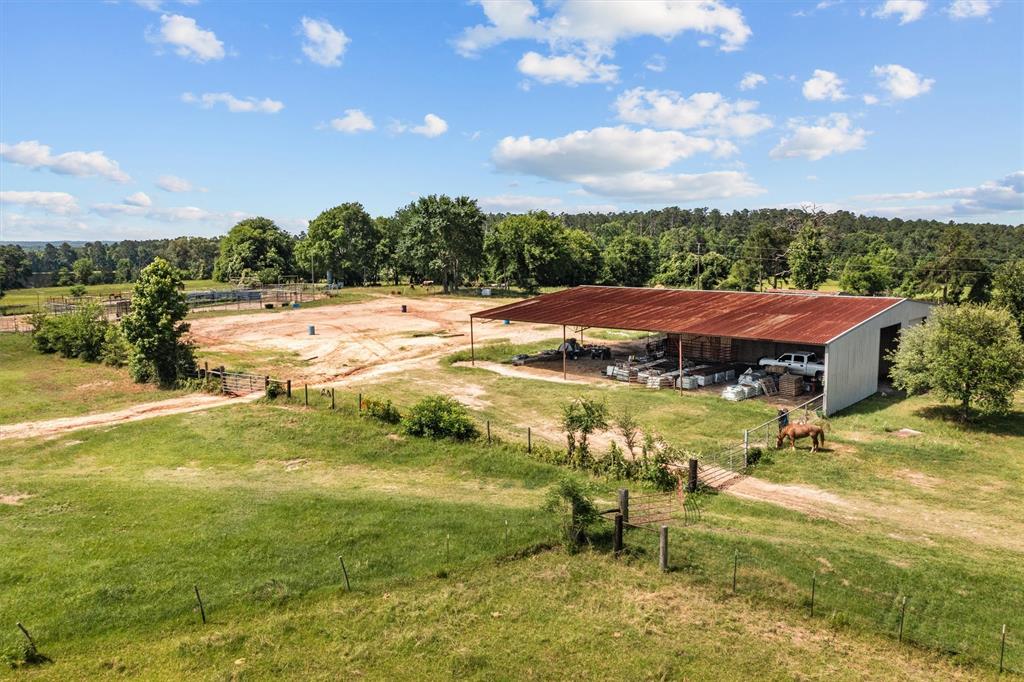2679 County Road 4140, Crockett, Texas image 12