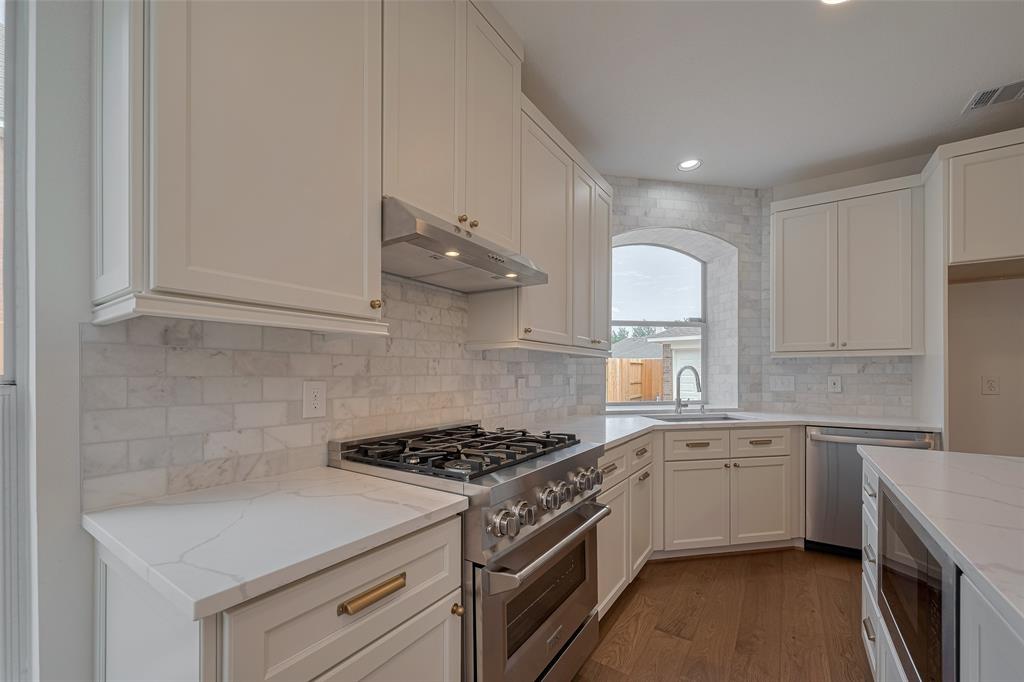 2627 Rosemary Court, Pearland, Texas image 19