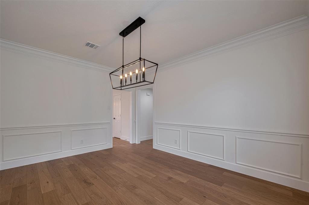 2627 Rosemary Court, Pearland, Texas image 10