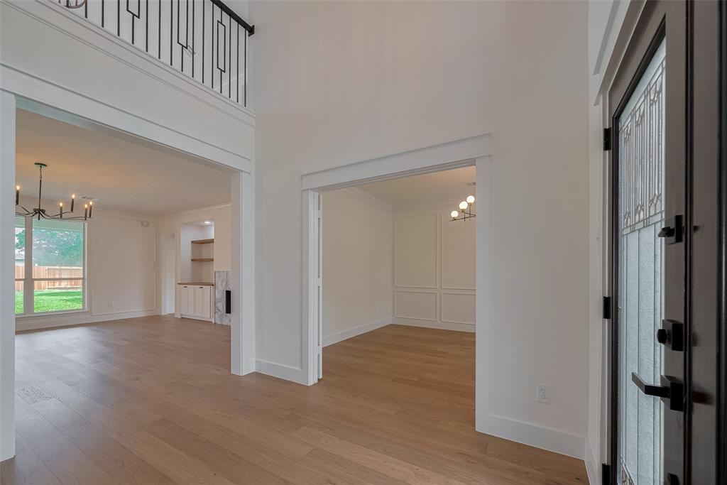 2627 Rosemary Court, Pearland, Texas image 5