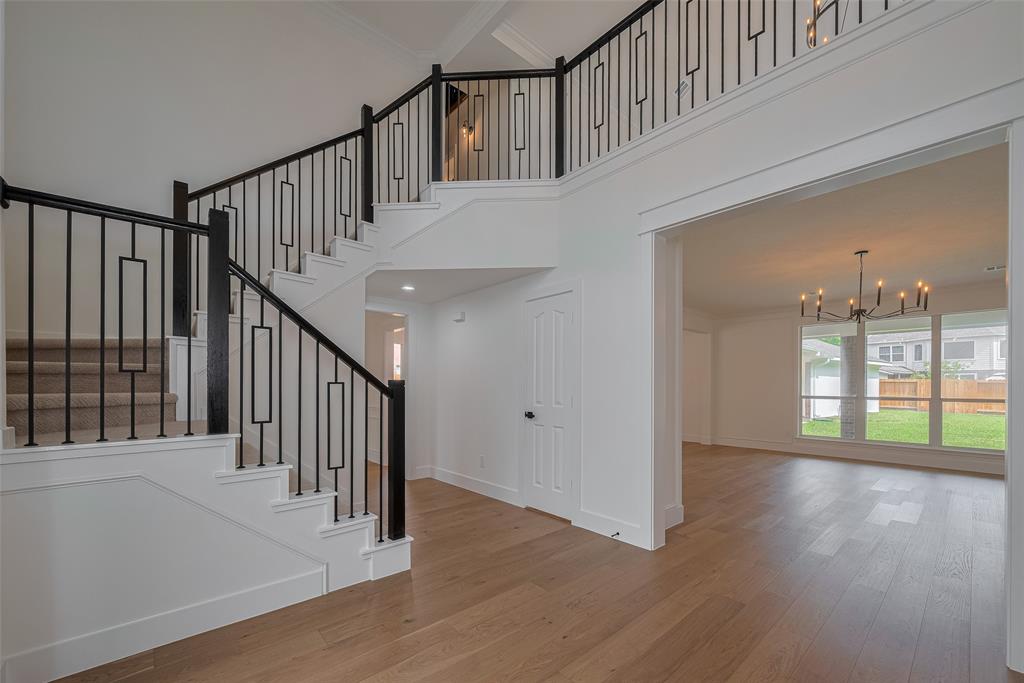 2627 Rosemary Court, Pearland, Texas image 6
