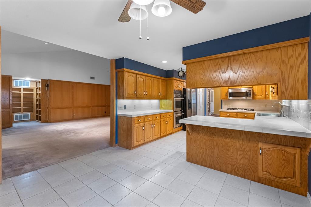 16324 Lewis Street, Jersey Village, Texas image 12