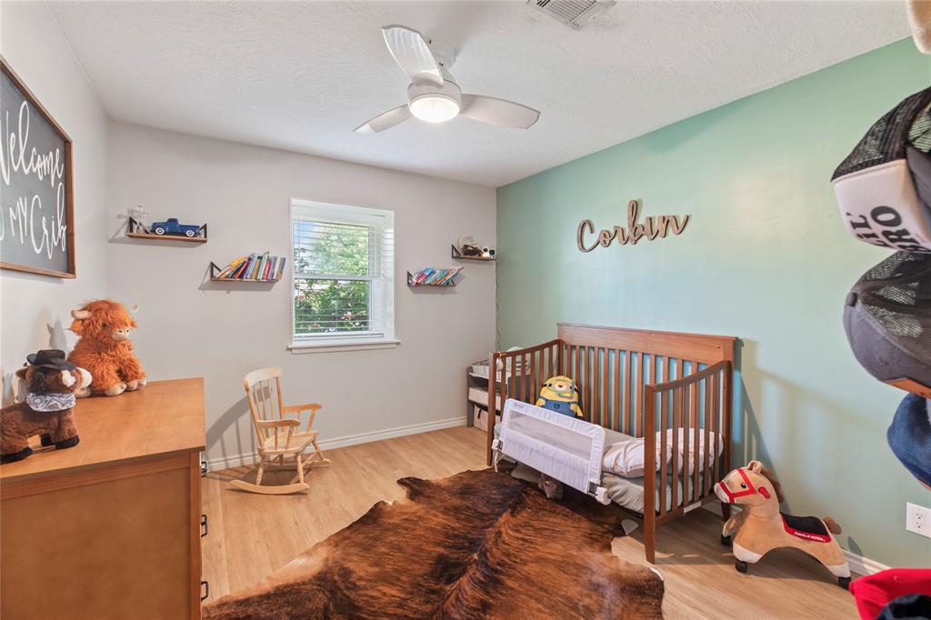 4006 Meadowwood Drive, Bryan, Texas image 19