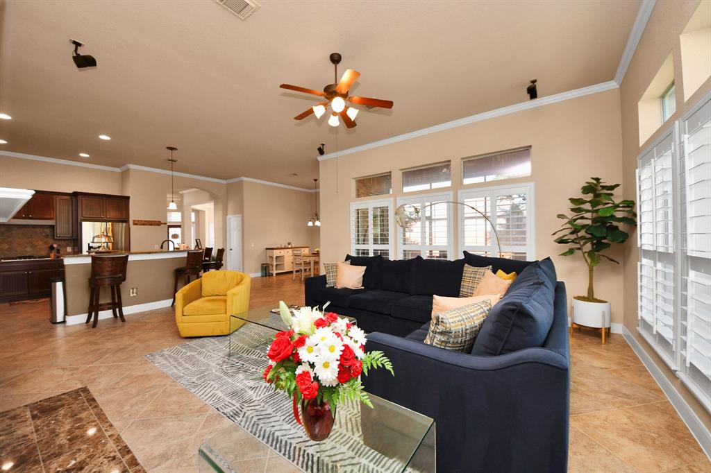 18222 Hampton Hills Drive, Humble, Texas image 7