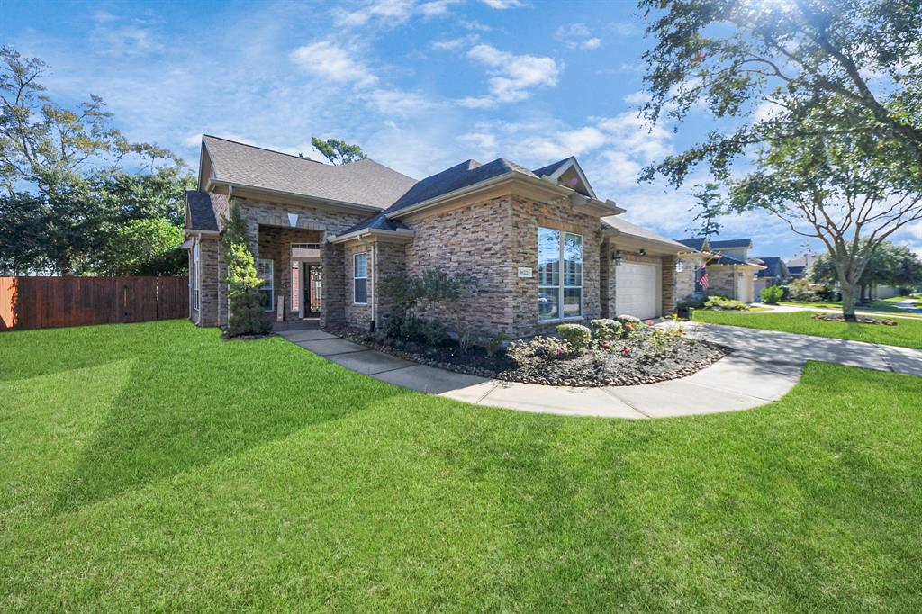 18222 Hampton Hills Drive, Humble, Texas image 31