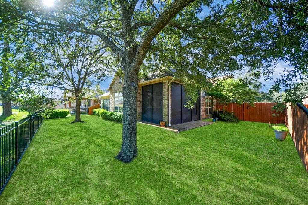 18222 Hampton Hills Drive, Humble, Texas image 38