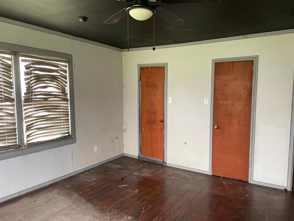 3611 Cedar Street, Damon, Texas image 16