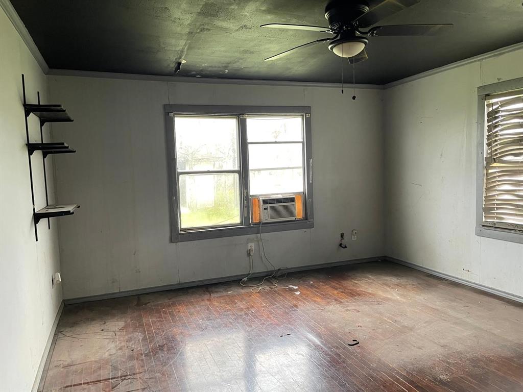 3611 Cedar Street, Damon, Texas image 15