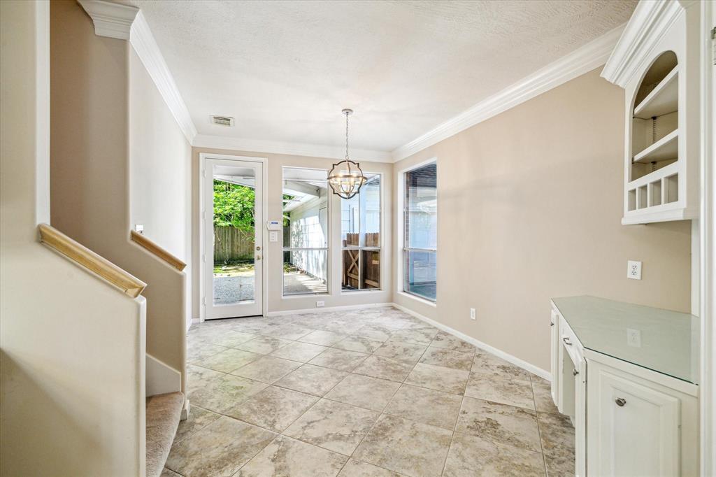 5610 Lofty Magnolia Court, Kingwood, Texas image 13