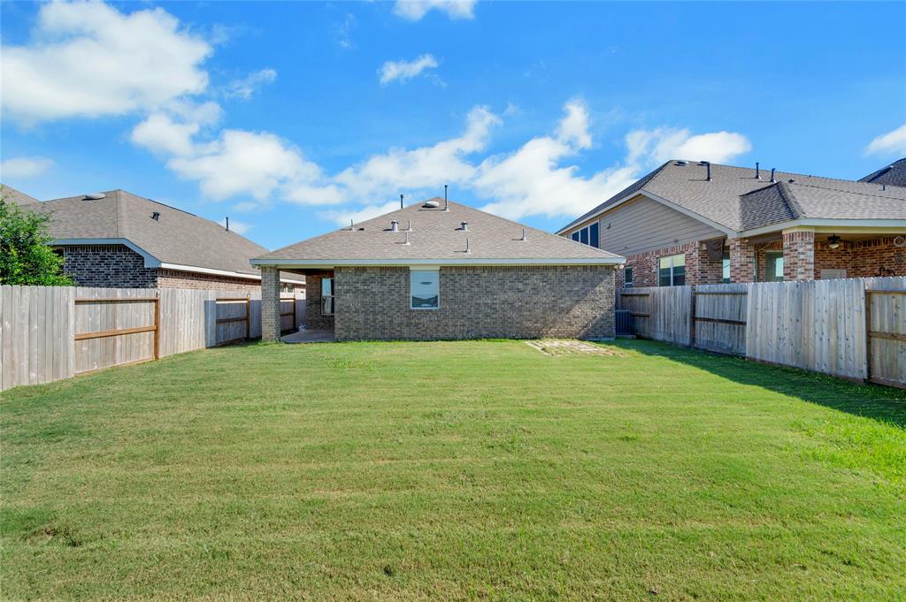 19219 S Cottonwood Green Lane, Cypress, Texas image 24