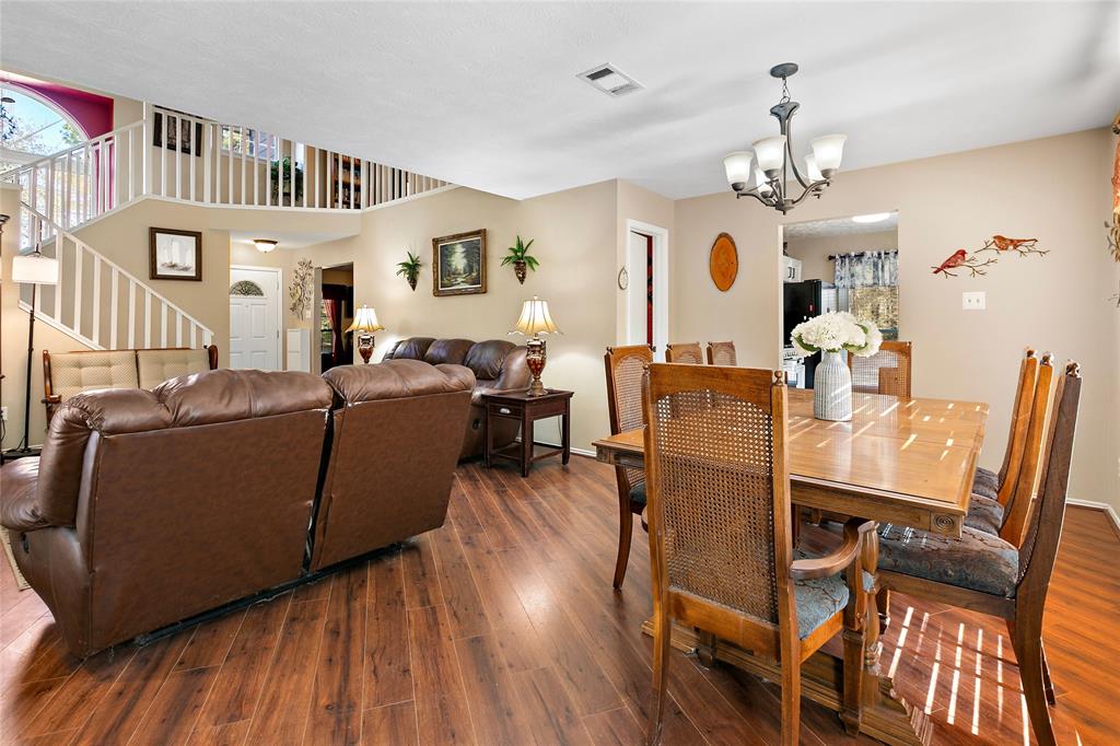 4460 Woodpeckers Grove, Cleveland, Texas image 8