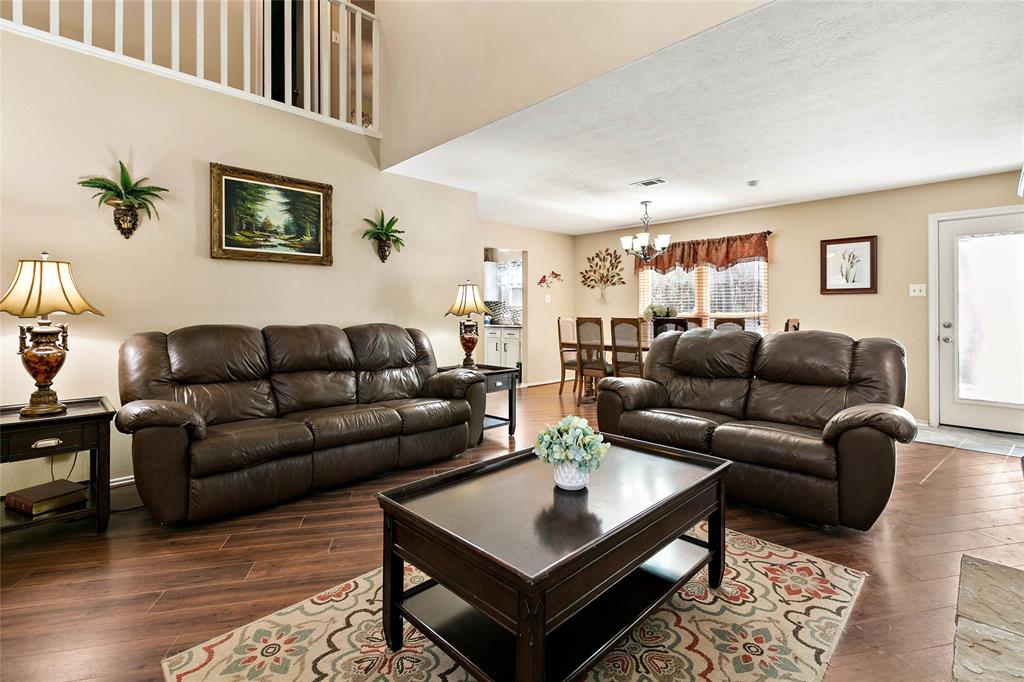 4460 Woodpeckers Grove, Cleveland, Texas image 5