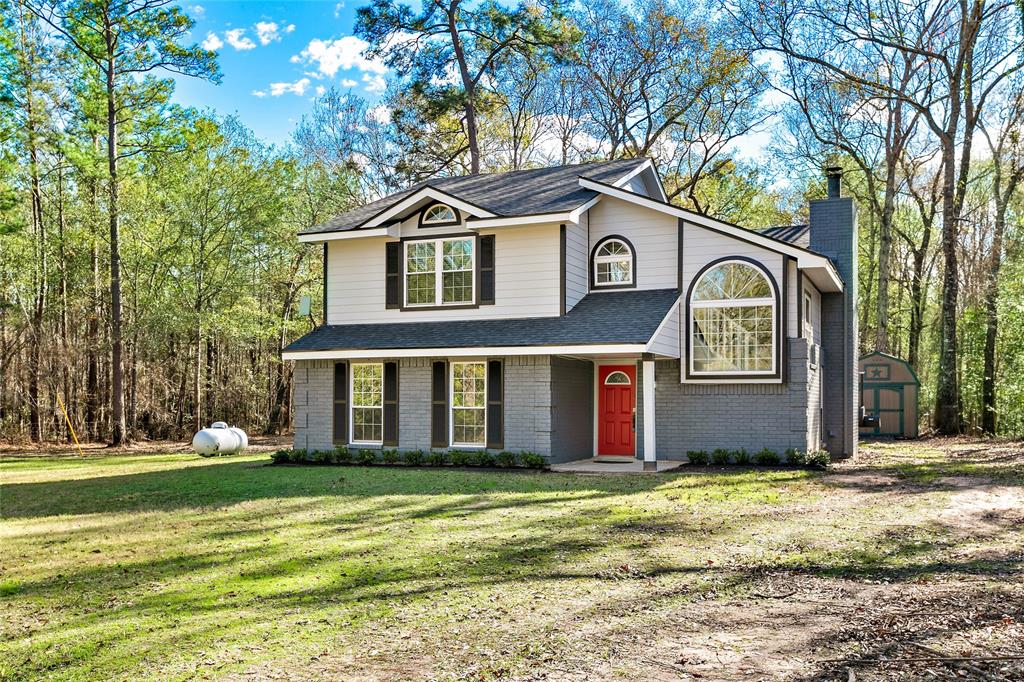 4460 Woodpeckers Grove, Cleveland, Texas image 1