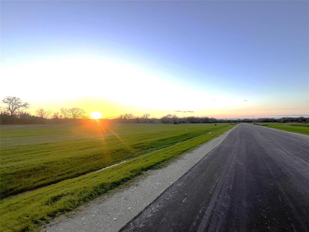 2479 Coronado Estates Drive, Bryan, Texas image 4