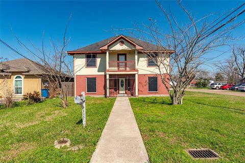 715 Avenue D South Houston TX 77587
