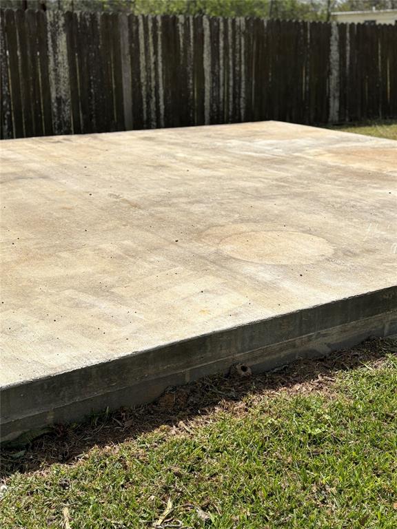 3672 N County Road 144 Road, Alvin, Texas image 12