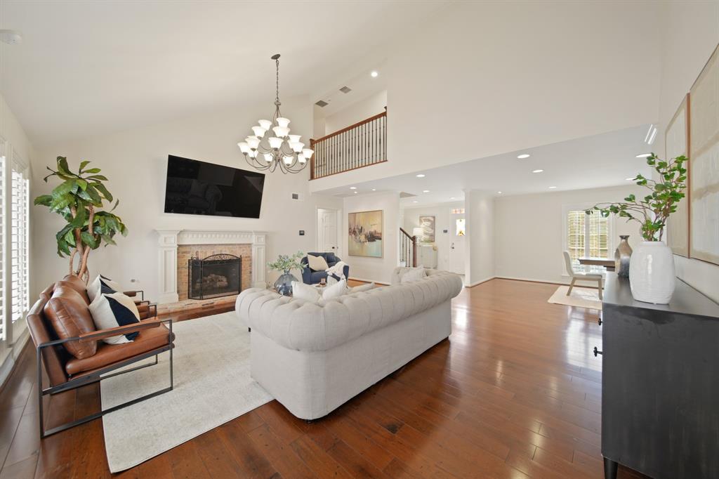 2200 Potomac Drive
